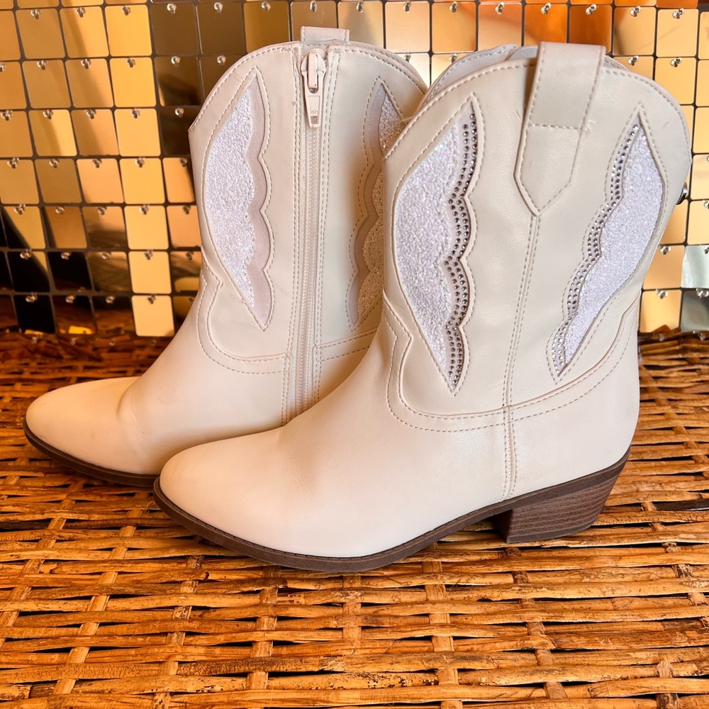 Madden NYC white boots